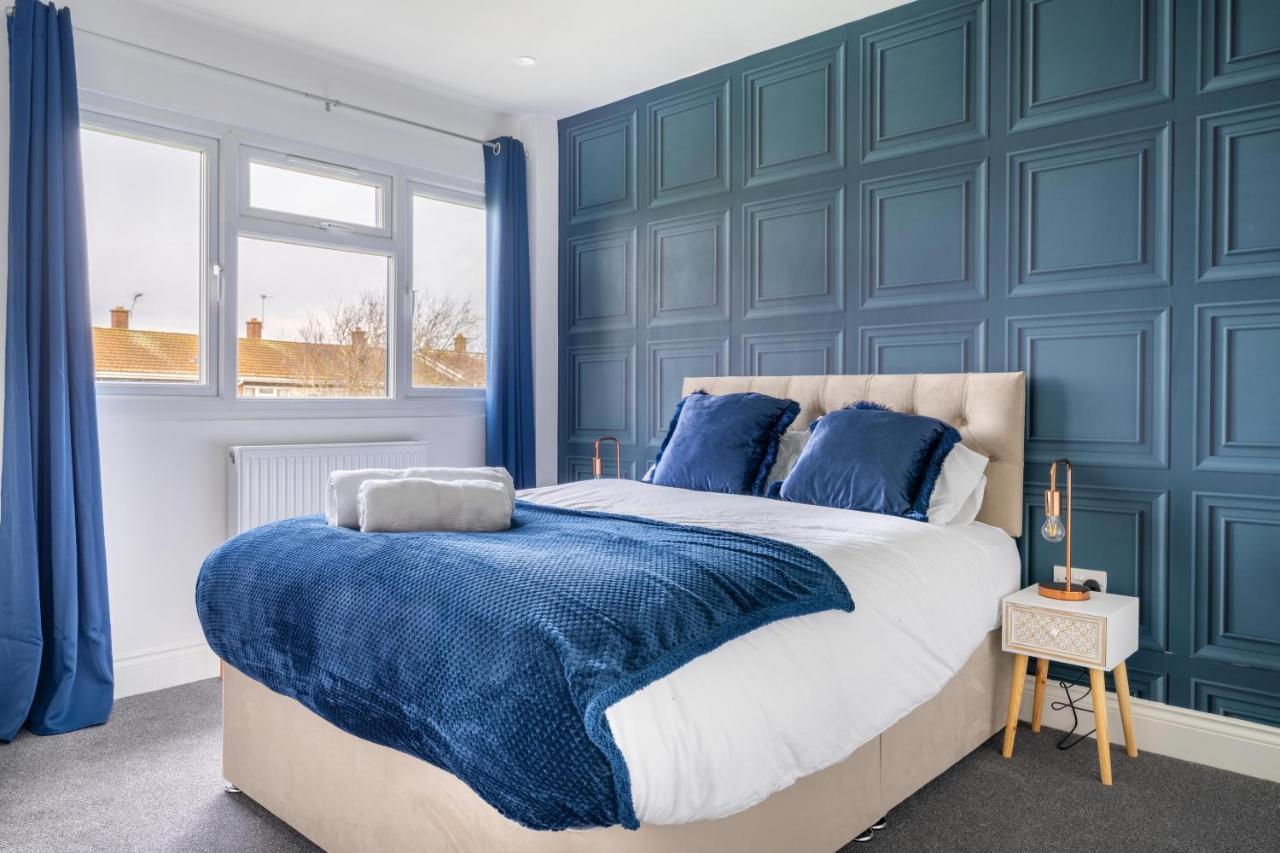 Contractor Accommodation Near Heathrow, Windsor Minutes From M4 Slough Exterior foto